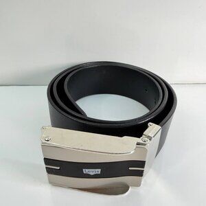 Levi’s Genuine Leather Belt – Italy Leather – Modern Metal Buckle